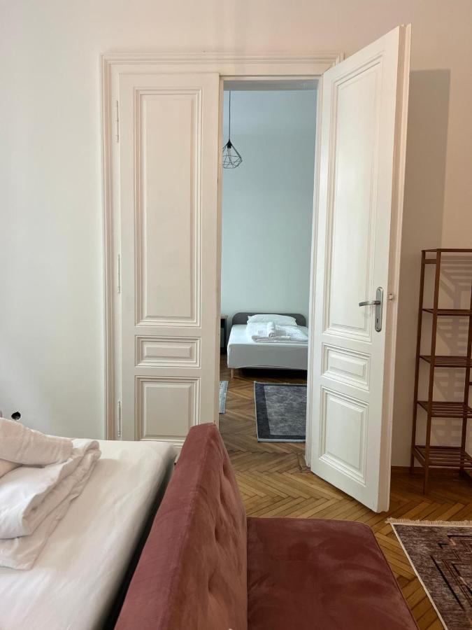Centrally-Located Authentic Apartment Viyana Dış mekan fotoğraf