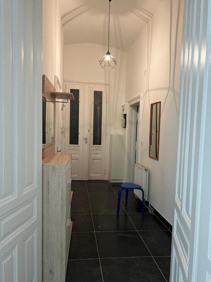 Centrally-Located Authentic Apartment Viyana Dış mekan fotoğraf