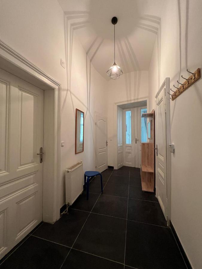 Centrally-Located Authentic Apartment Viyana Dış mekan fotoğraf